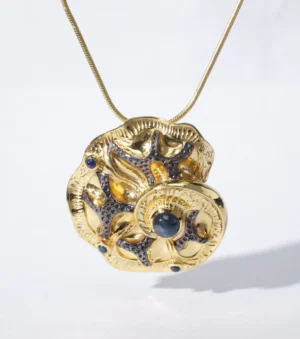Abstract Nautilus Pendant in Black Star