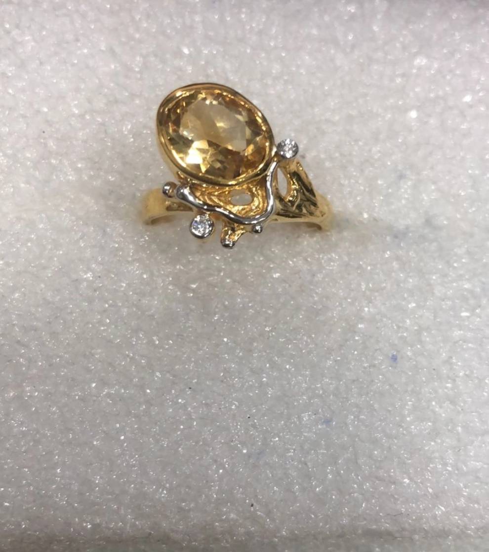Auric Vein Ring