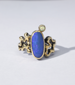 The Marine Garden Ring in Australian and Ethiopian Opal