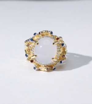 Biedermeier Bouquet Ring in Chalcedony