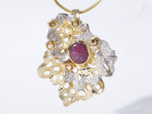 Pansies Flower Pendant in Star Ruby