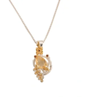 Texas Selenia Floral Leaf Pendant in Citrine
